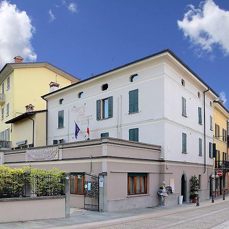 Hotel La Fenice Chiari Ngoại thất bức ảnh