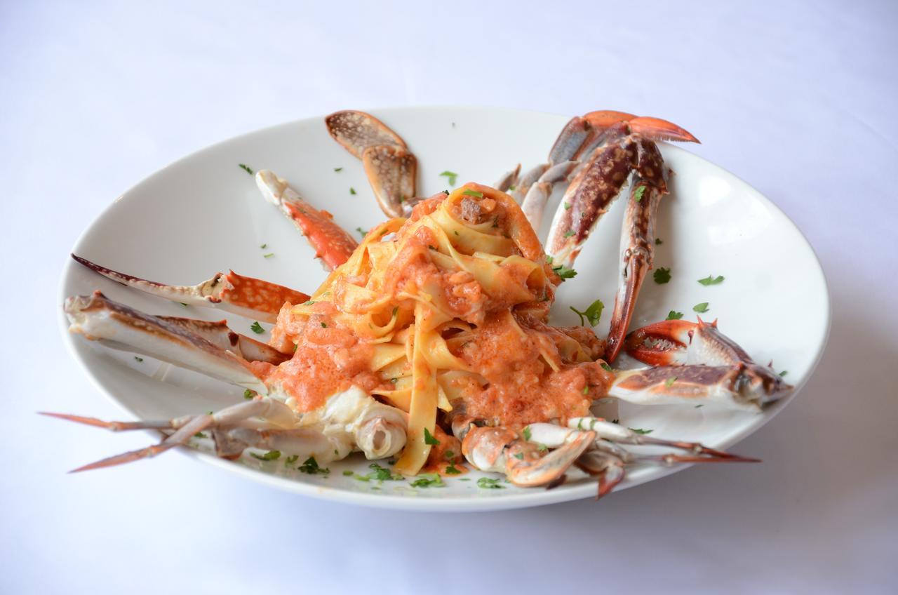 Hotel La Fenice Chiari Ngoại thất bức ảnh