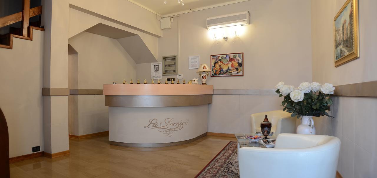 Hotel La Fenice Chiari Ngoại thất bức ảnh